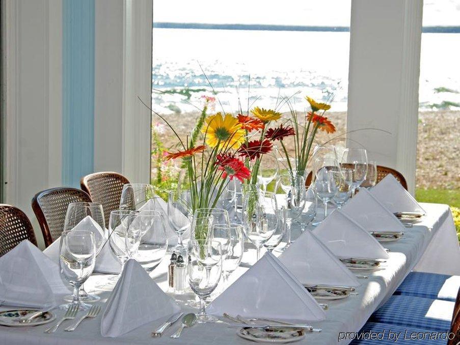 Hotel Iroquois マキノー島 レストラン 写真