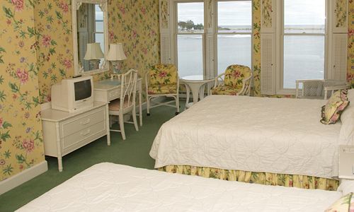 Hotel Iroquois マキノー島 エクステリア 写真